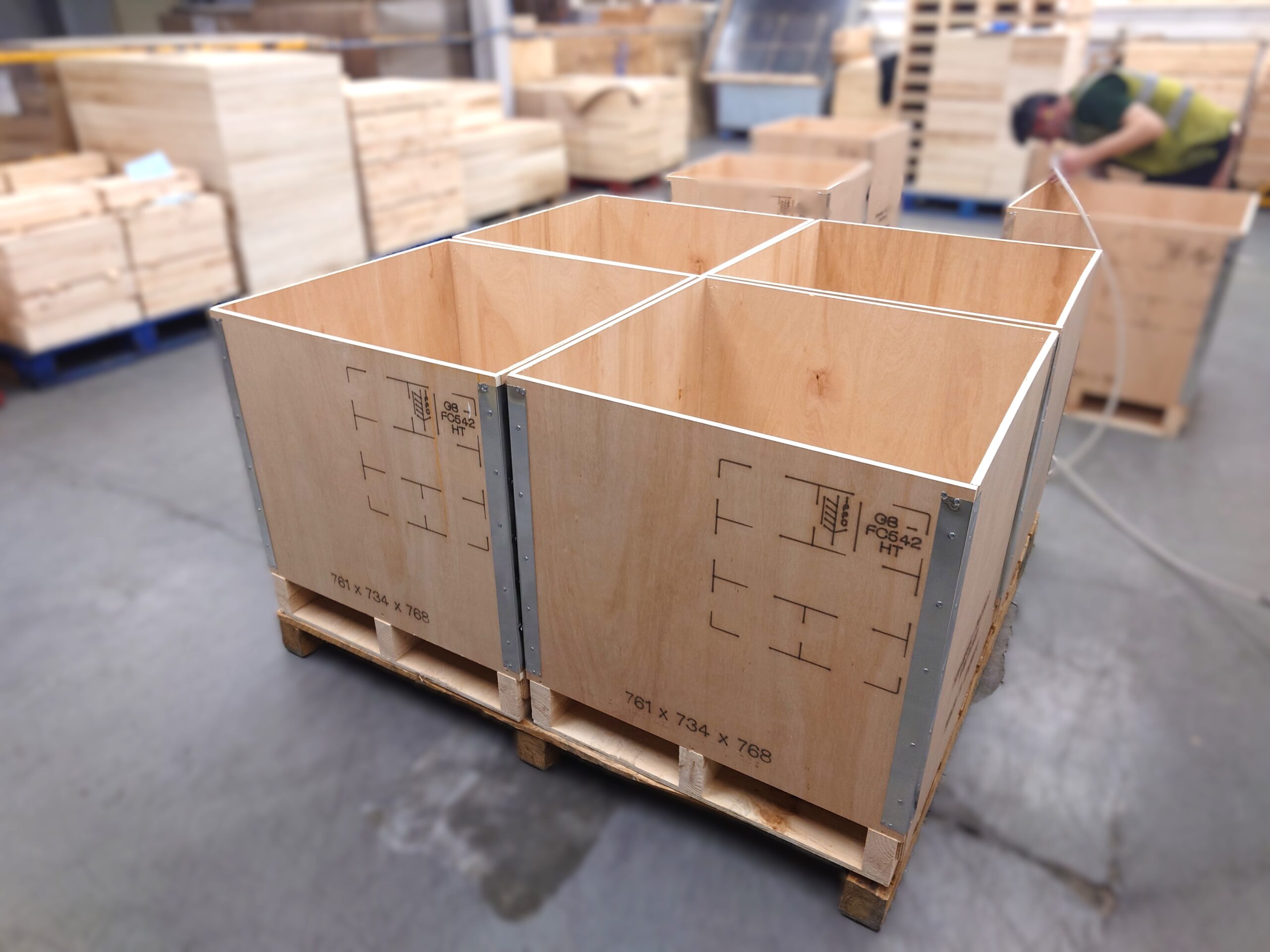 Plywood Riveted Cases